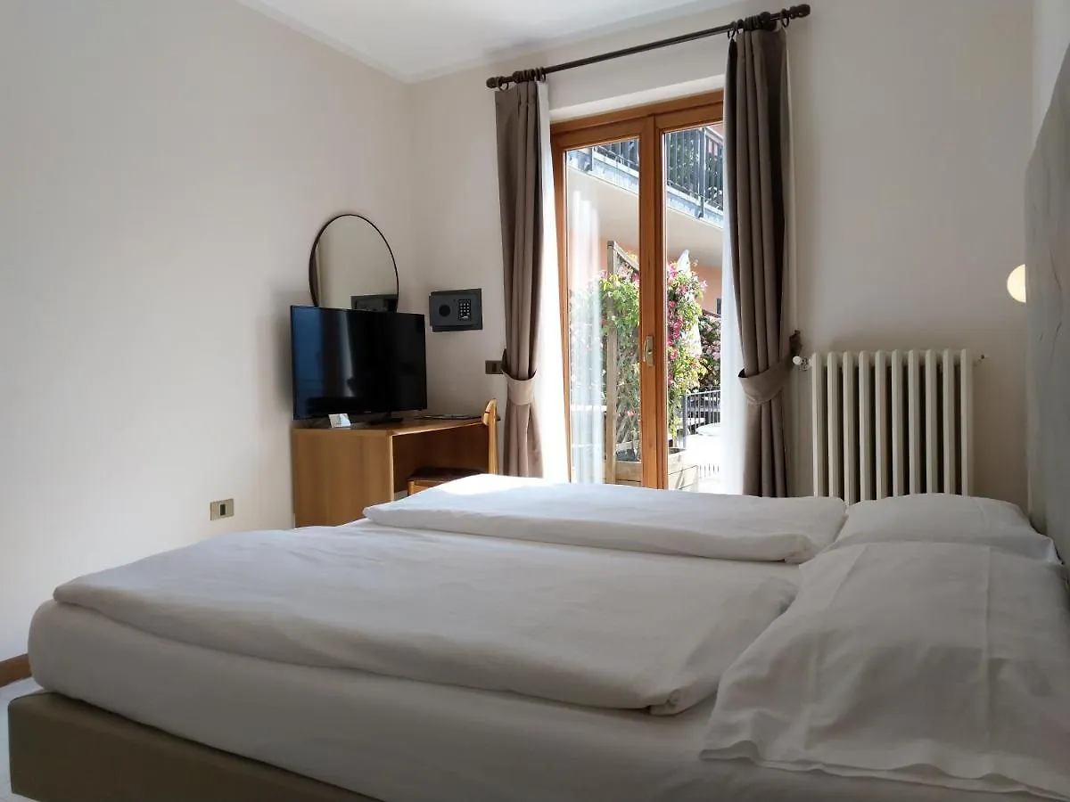 Hotel Gallo Tignale 3*,